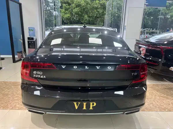 Volvo S90 2017