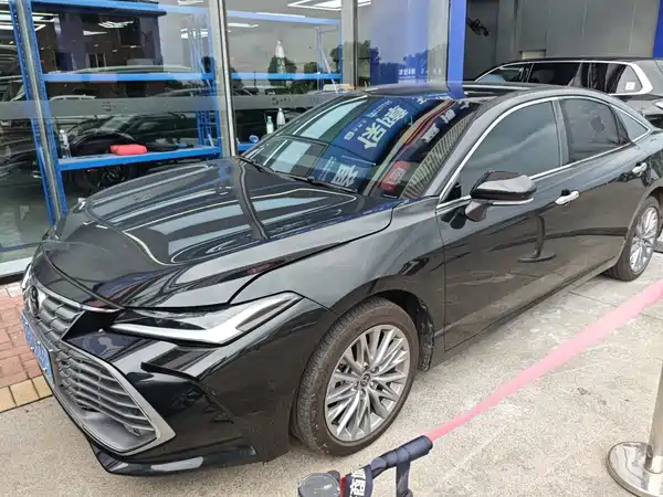 Toyota Avalon 2025