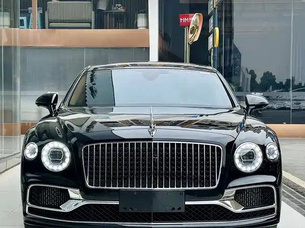 Bentley Flying Spur 2023