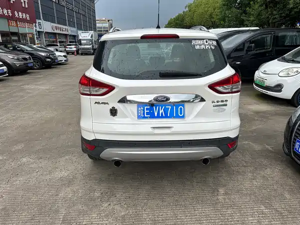 Ford Kuga 2016