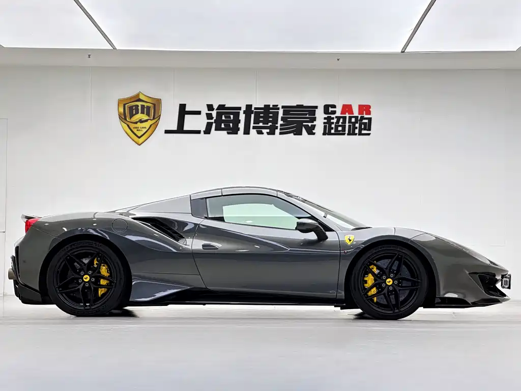 Ferrari 488 2019 — фото 7