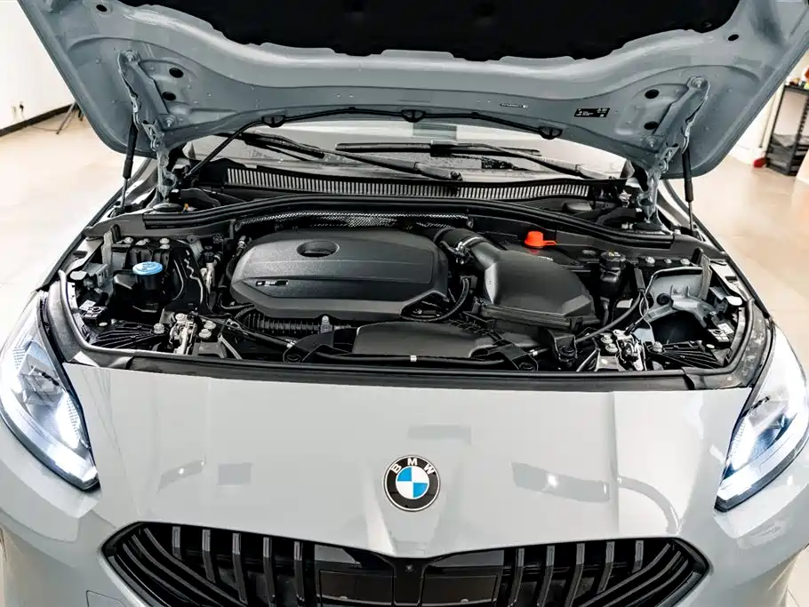 BMW 2 Series 2025 — фото 26