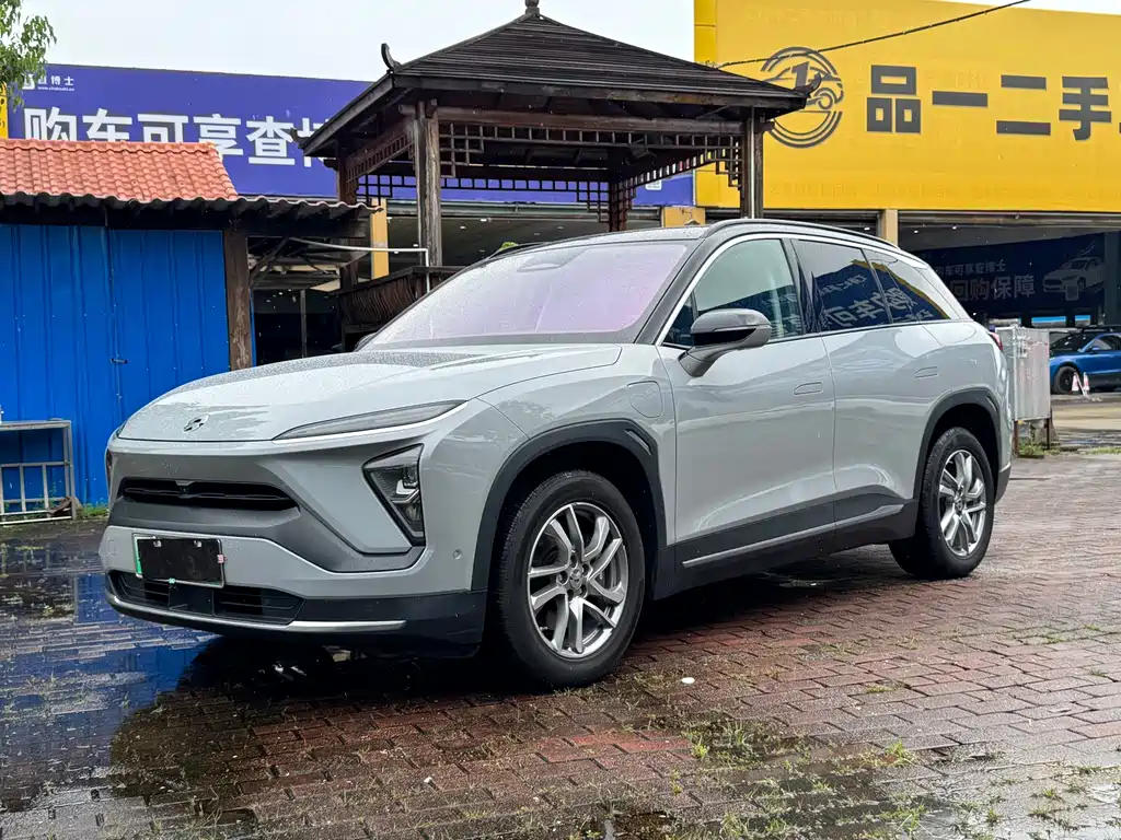 NIO ES6 2020