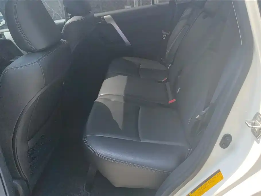 Toyota Prado 2017 — фото 11