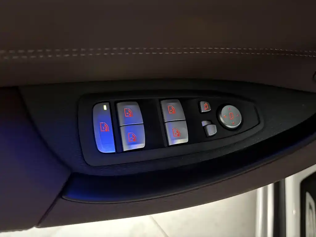 BMW X1 2023 — фото 15