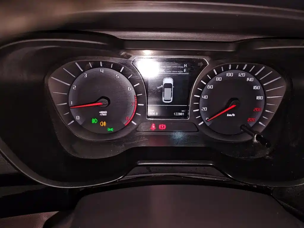 GAC Trumpchi GS4 2016 — фото 12