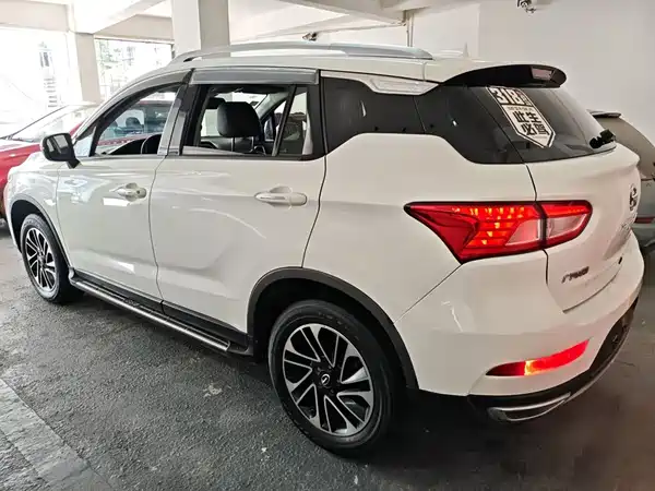 GAC Trumpchi GS4 2016