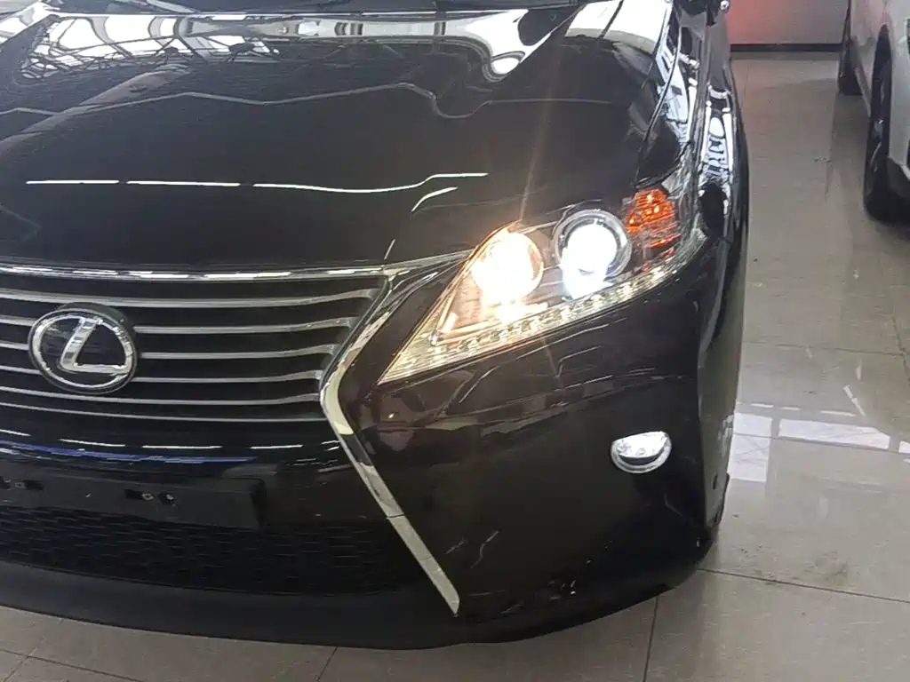 Lexus RX Classic 2015 — фото 24