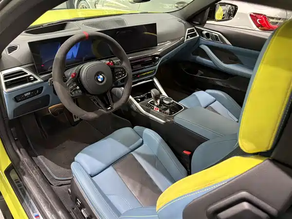 BMW M4 2024