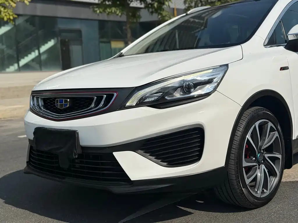 Geely Emgrand GS 2018 — фото 16