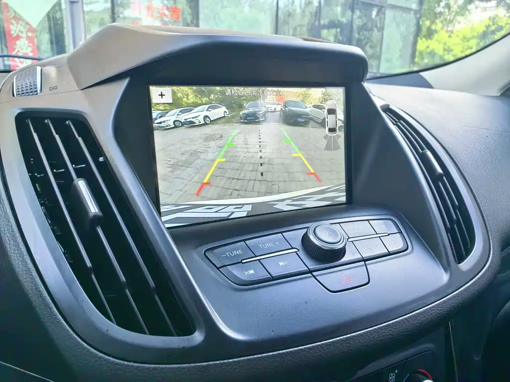 Ford Kuga 2018 — фото 13