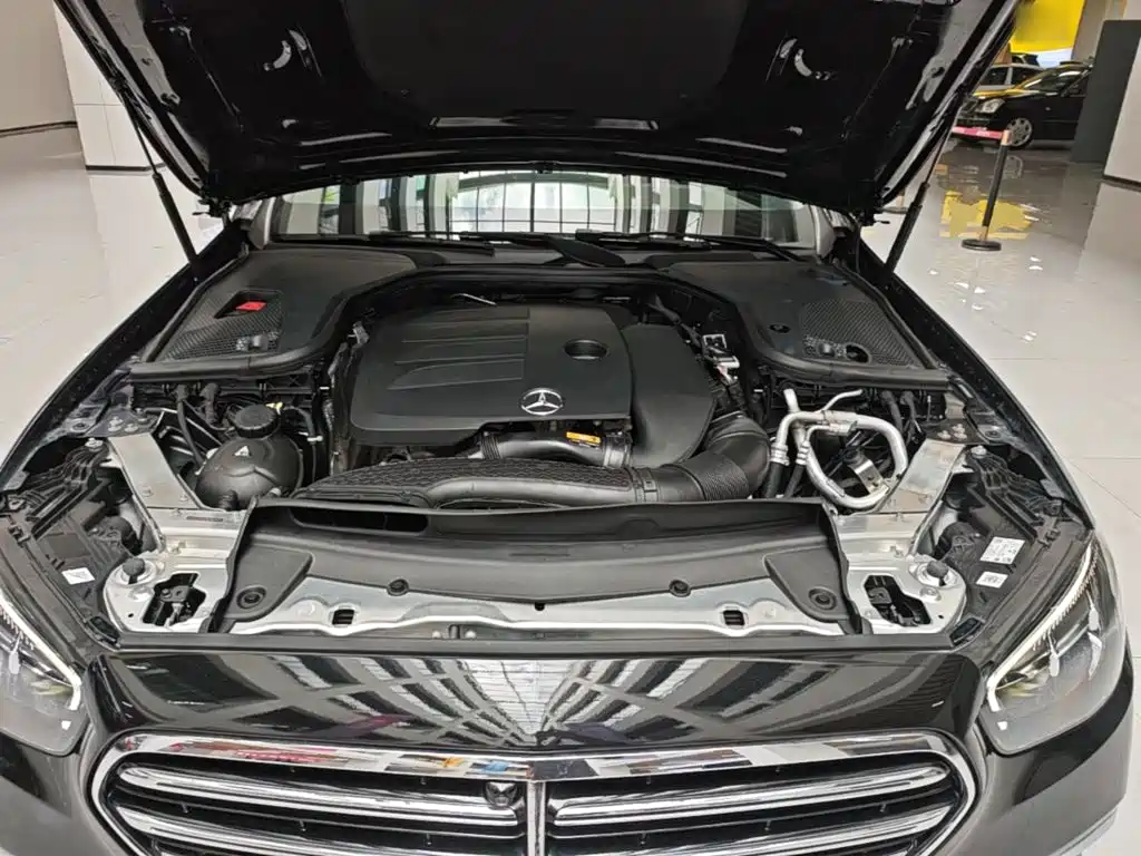 Mercedes-Benz E-Class 2022 — фото 20