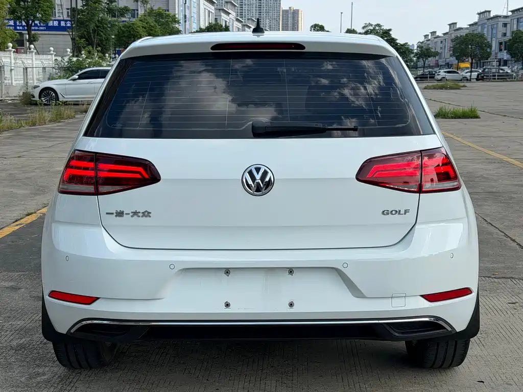 Volkswagen Golf 2019 — фото 5