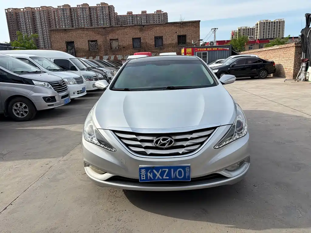 Hyundai Sonata 2013