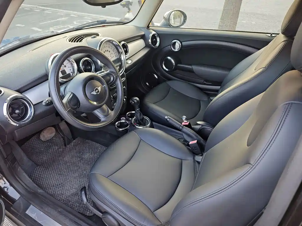 MINI Clubman 2013 — фото 10