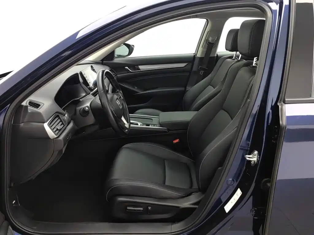 Honda Inspire 2019 — фото 10