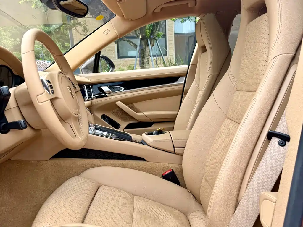 Porsche Panamera 2014 — фото 10