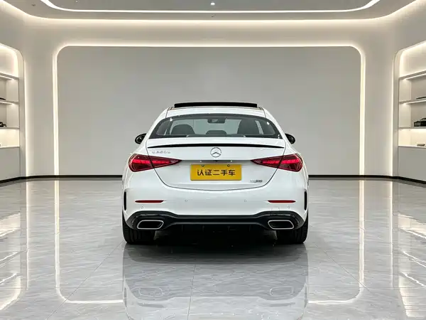Mercedes-Benz C-Class 2024