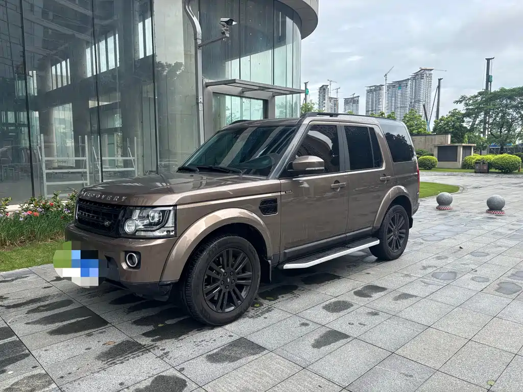 Land Rover Discovery 2014