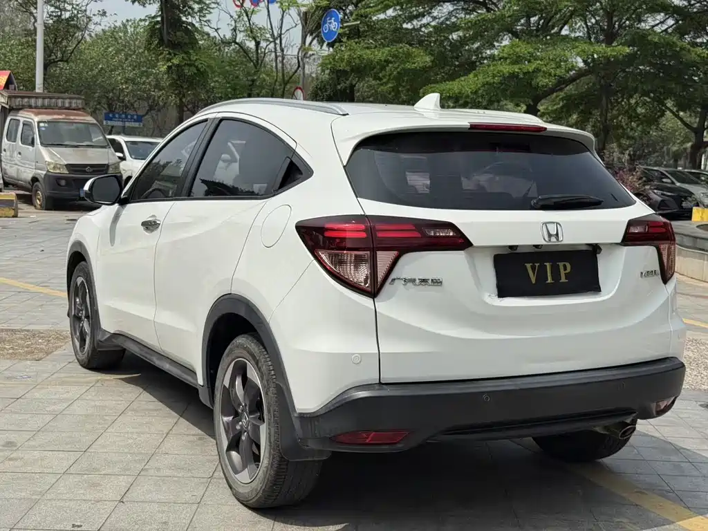 Honda Vezel 2016 — фото 9