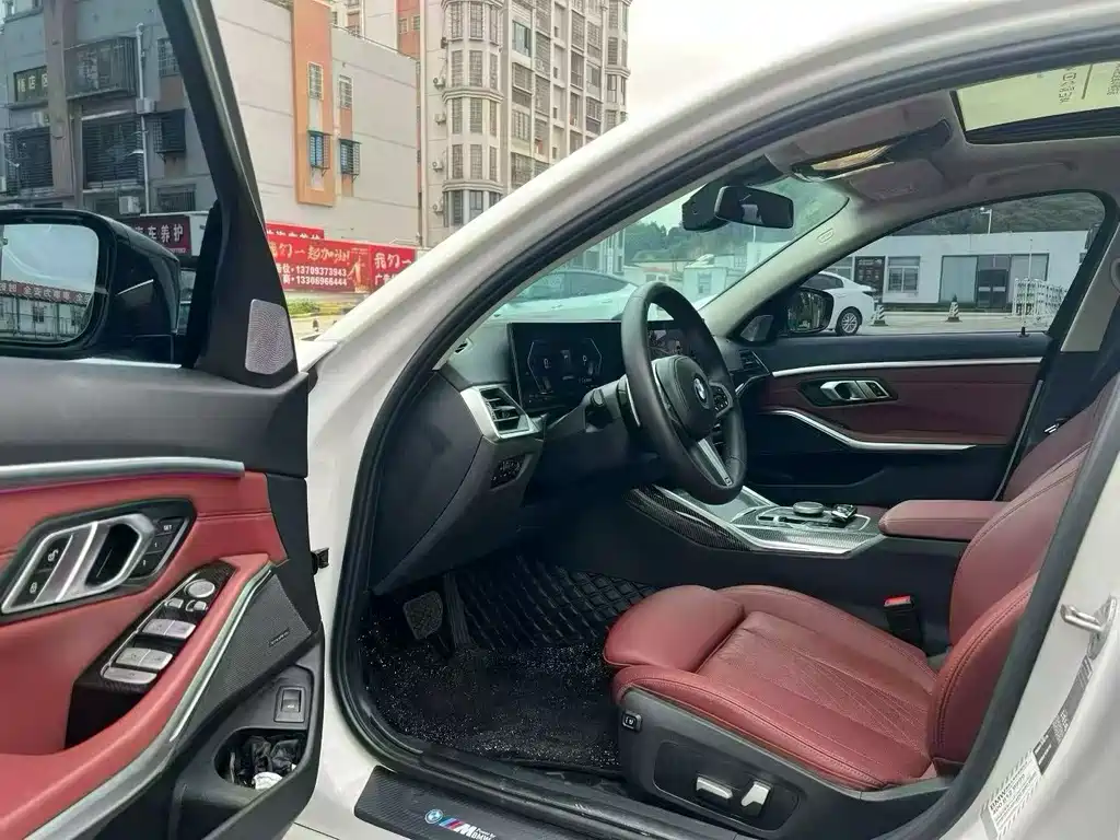 BMW 3 Series 2023