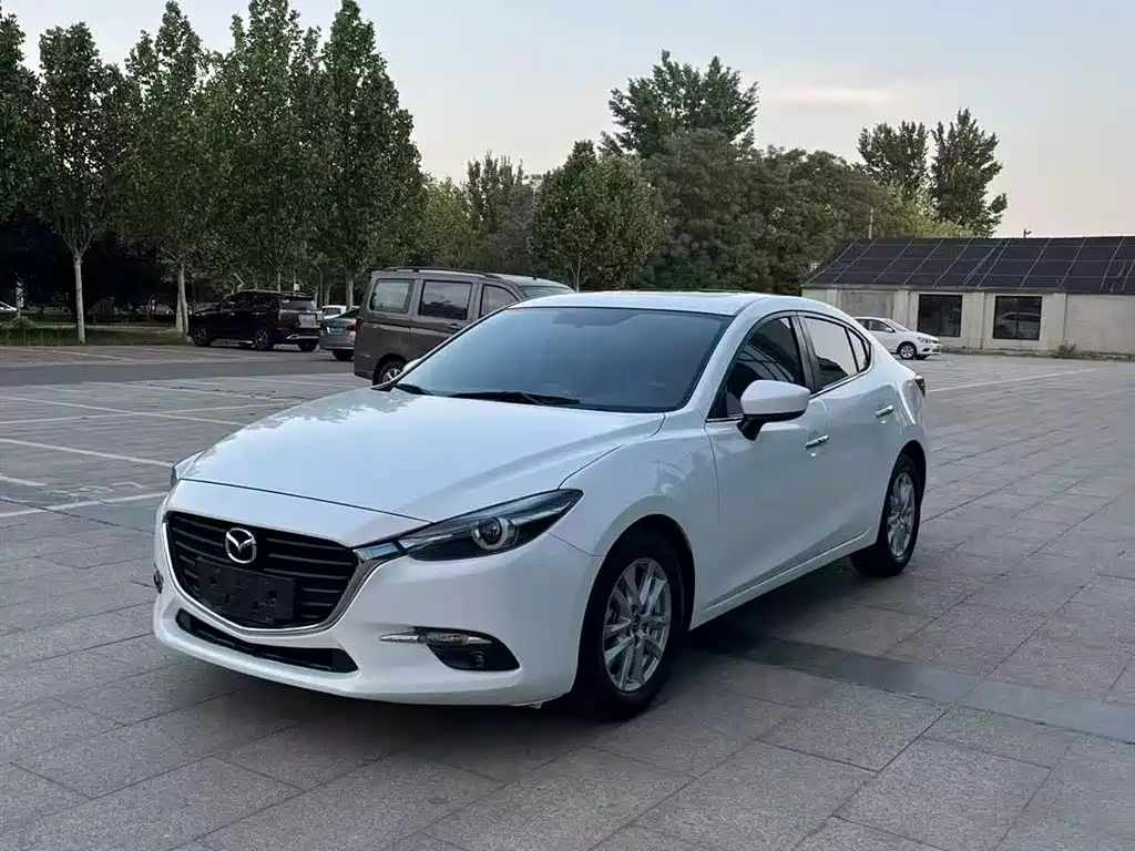 Mazda 3 Axela 2019