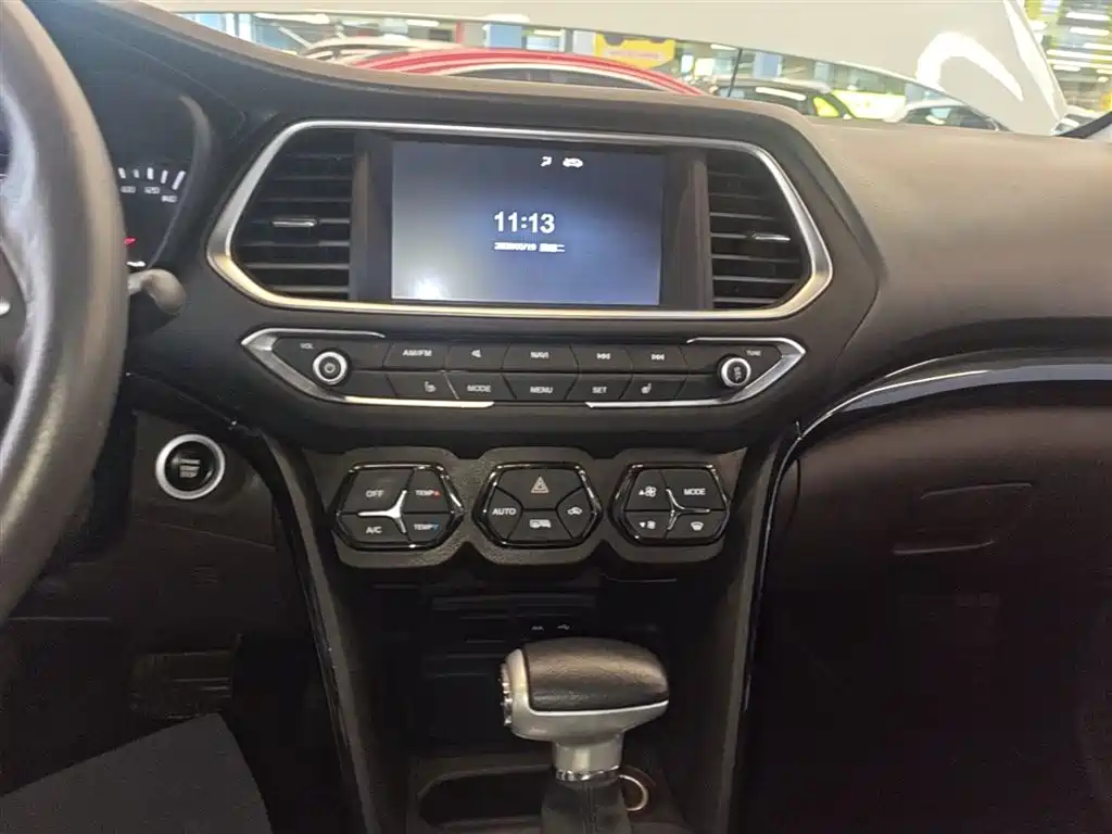 GAC Motor Trumpchi GS4 2018 — фото 13