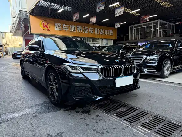 BMW 5 Series 2023