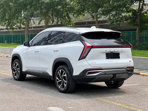 Geely Boyue L 2024