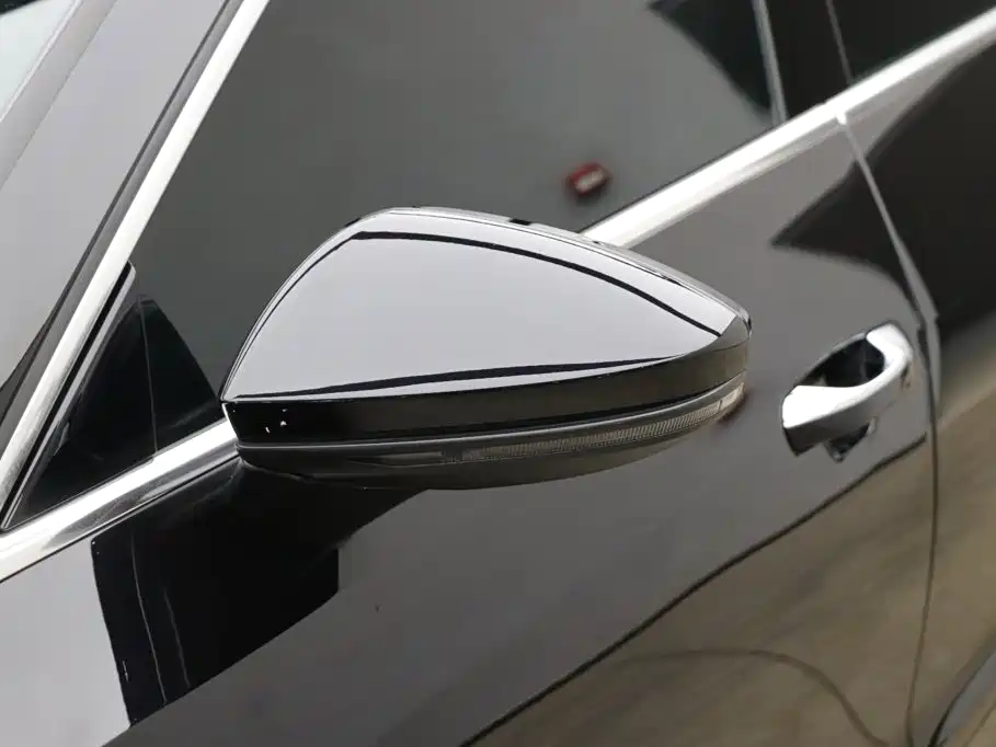Audi A7L 2024 — фото 27