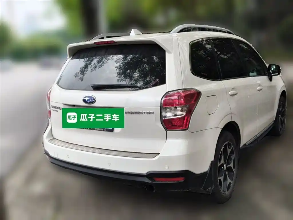 Subaru Forester 2014 — фото 5