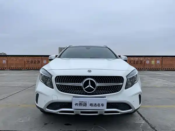 Mercedes-Benz GLA 2019