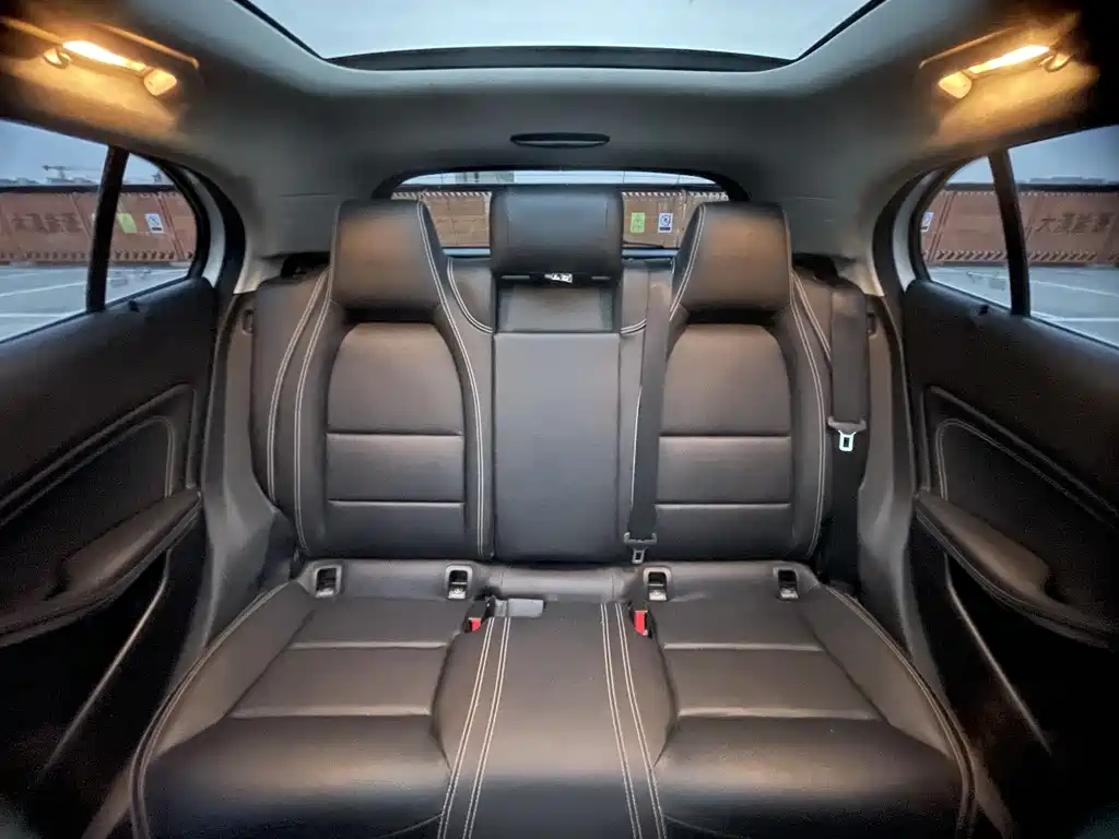 Mercedes-Benz GLA 2019 — фото 12