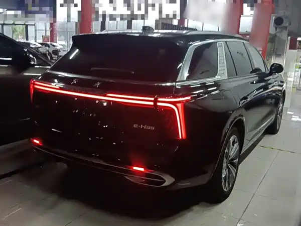 Hongqi E-HS9 2026