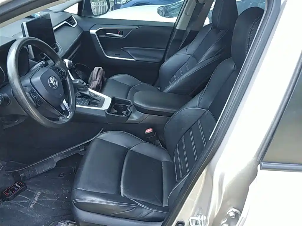 Toyota Wildlander 2020 — фото 15