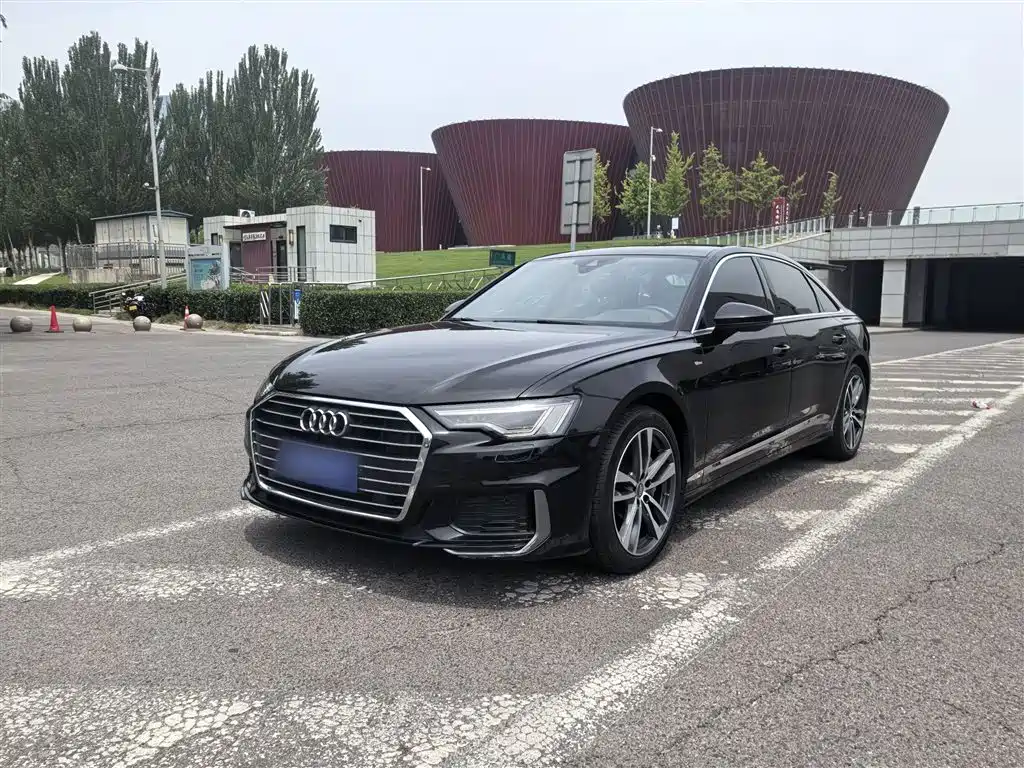 Audi A6L 2019 — фото 2