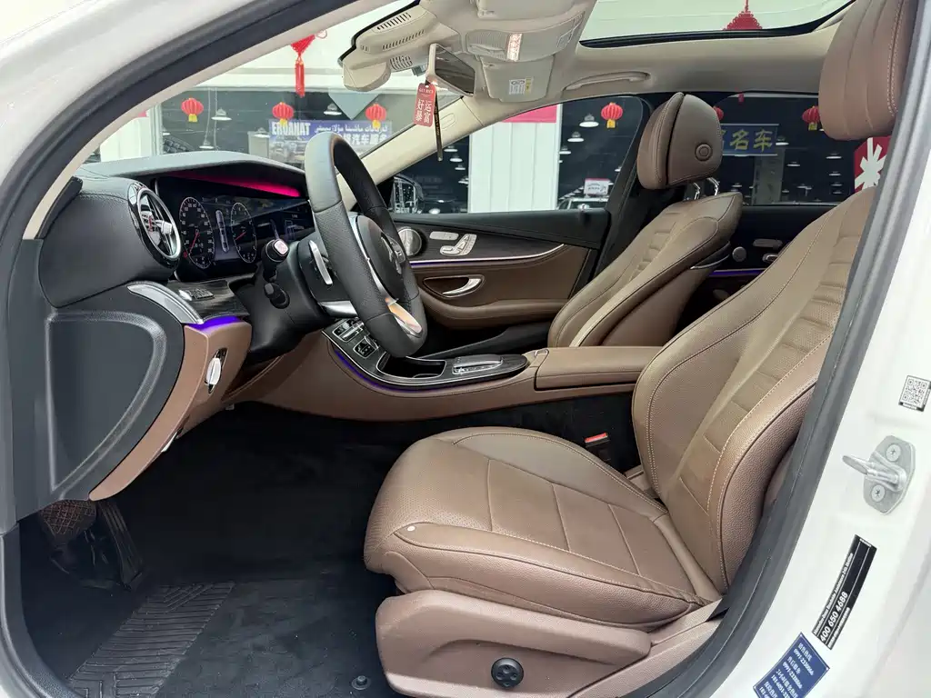 Mercedes-Benz E-Class 2020 — фото 12
