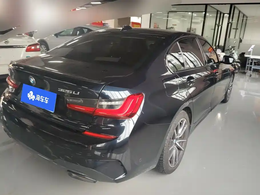 BMW 3 Series 2021