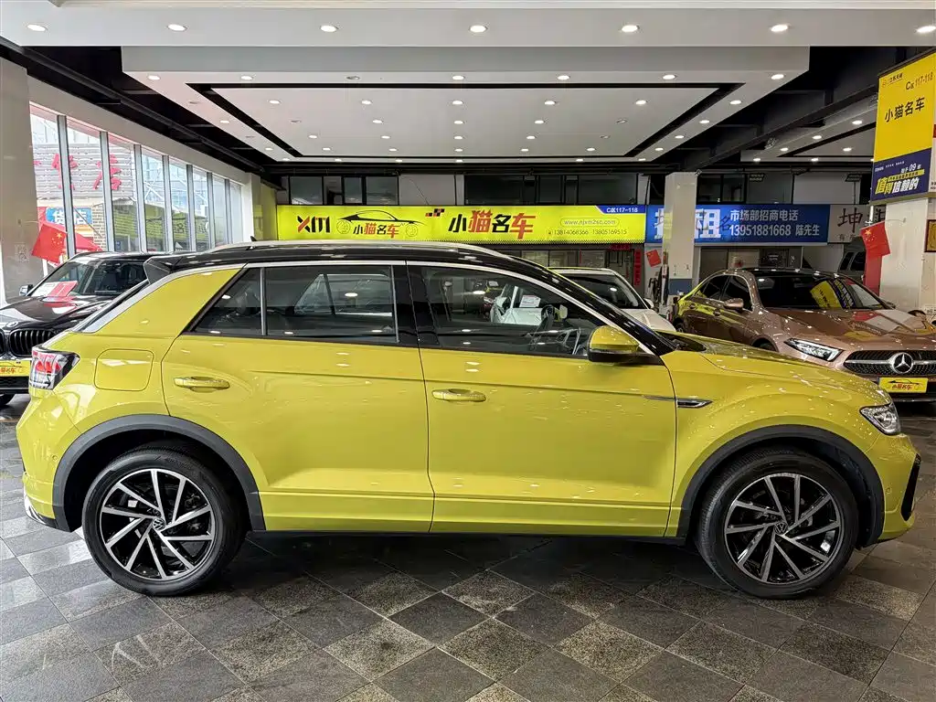 Volkswagen T-Roc 2023 — фото 30