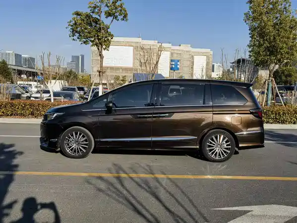 Honda Elysion 2022
