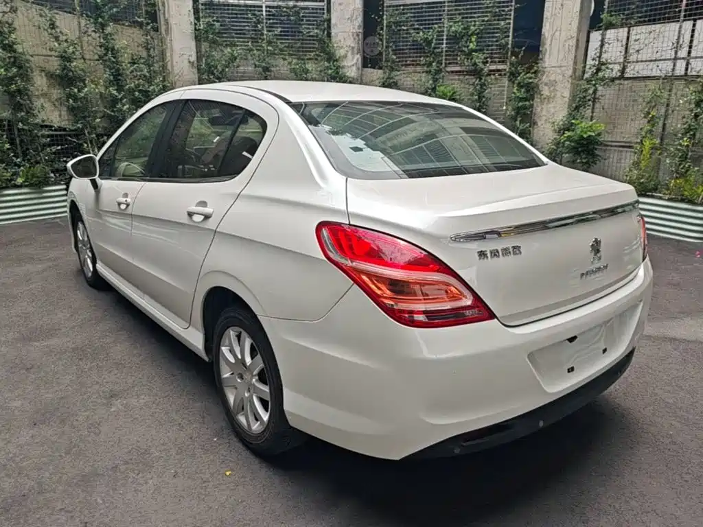 Peugeot 308 2015