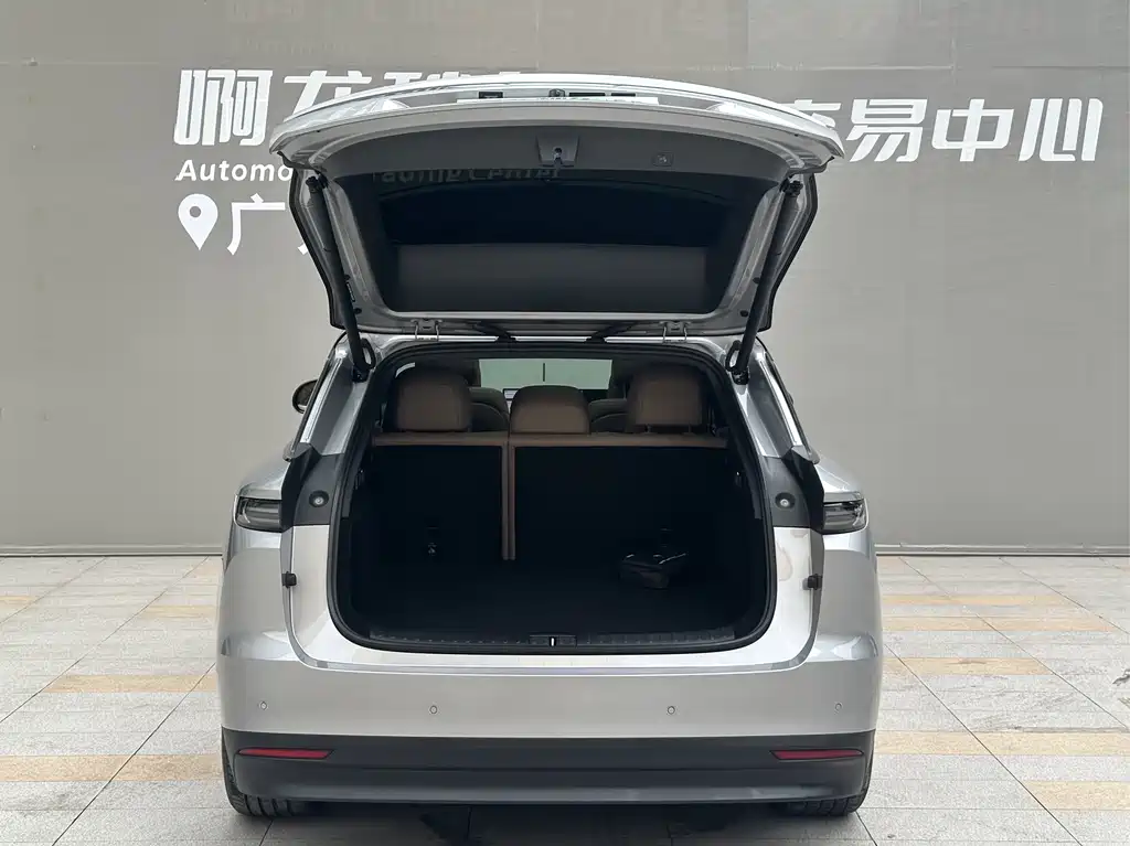 Li Auto i6 2026 — фото 13