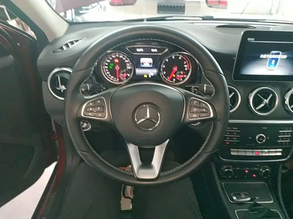 Mercedes-Benz GLA 2019 — фото 11