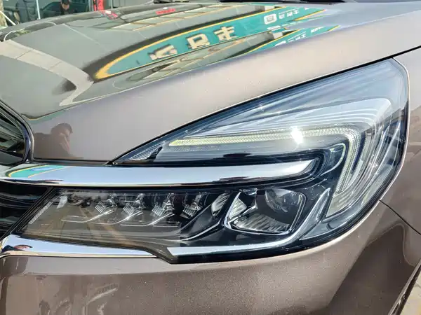 Buick GL8 2022