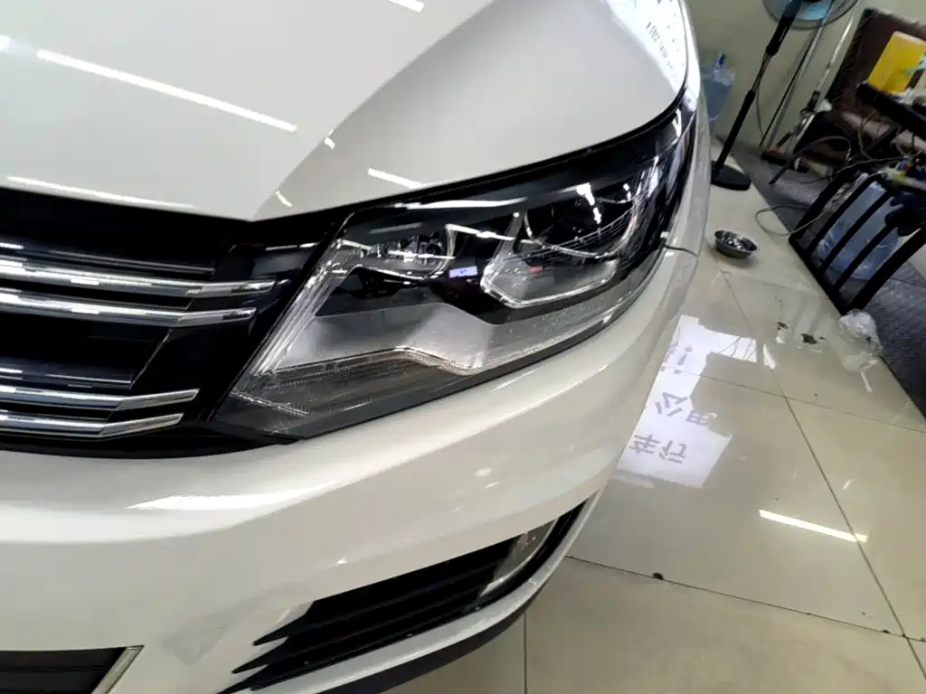 Volkswagen Tiguan 2015 — фото 24