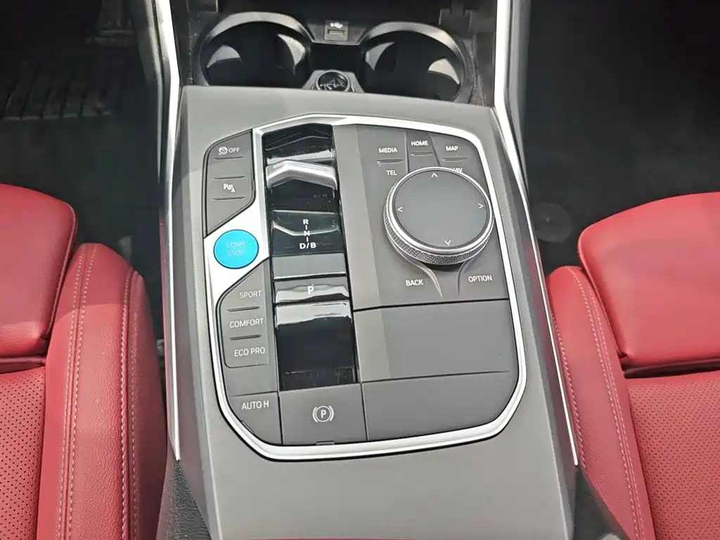 BMW i3 2025