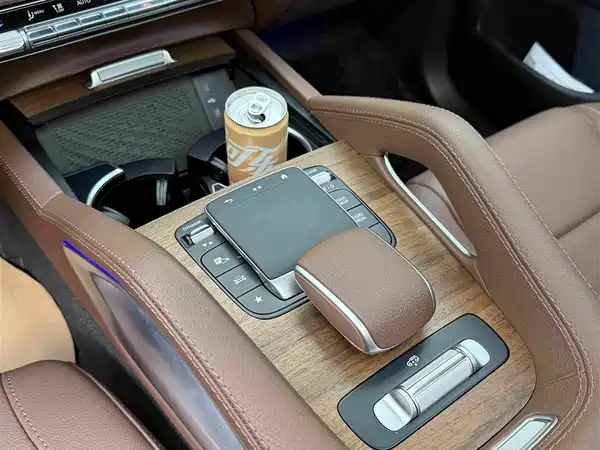 Mercedes-Benz GLE New Energy 2024