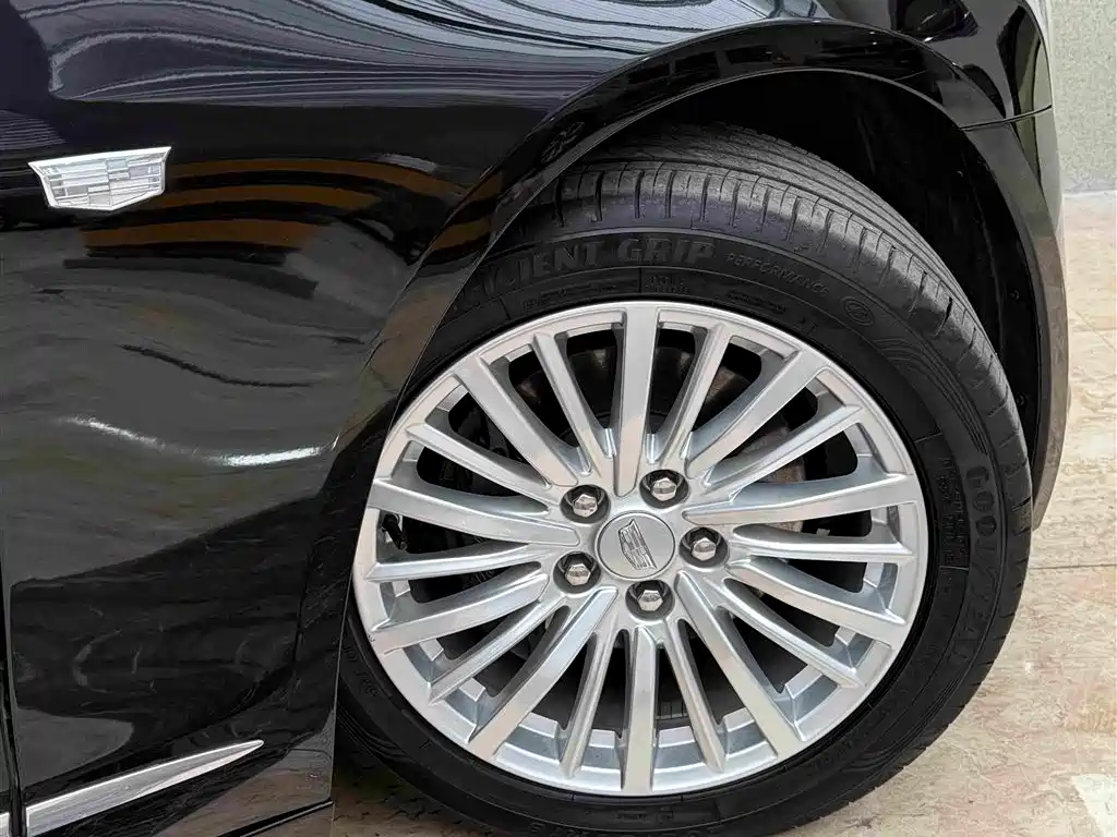 Cadillac CT6 2023 — фото 14