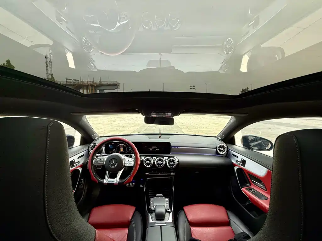 Mercedes-Benz CLA AMG 2021 — фото 16