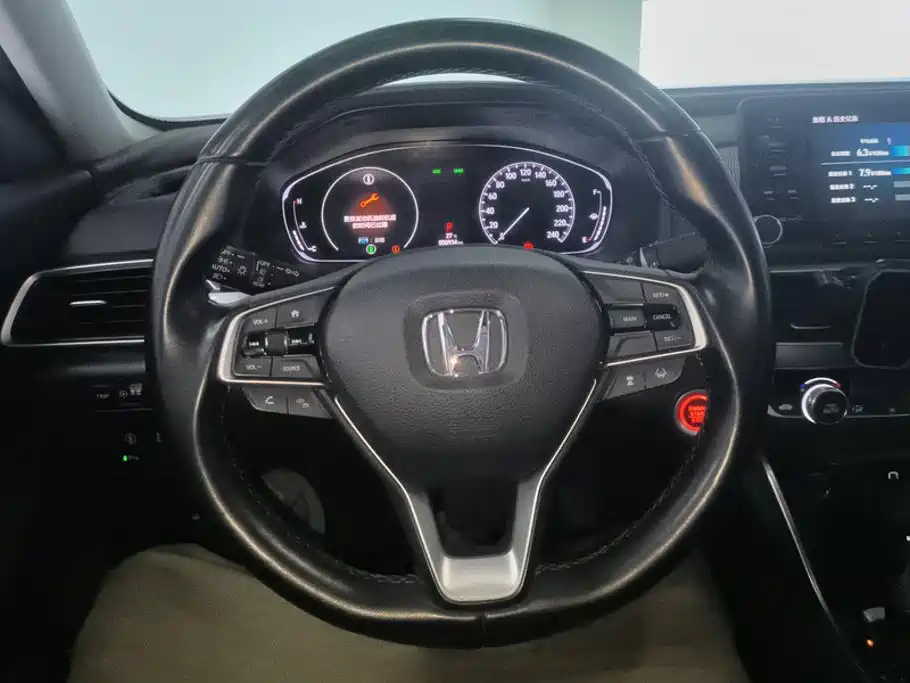 Honda Accord 2019 — фото 15